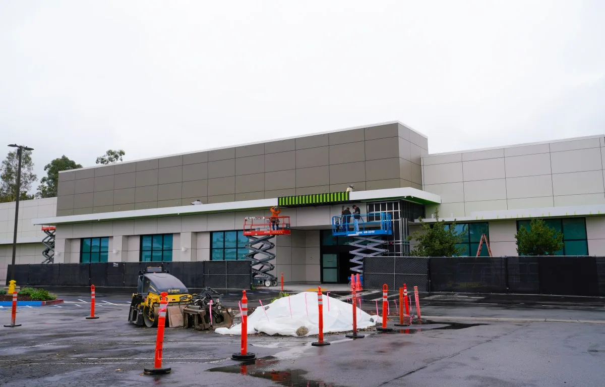 Grocery Store Roof Repair and Replacement